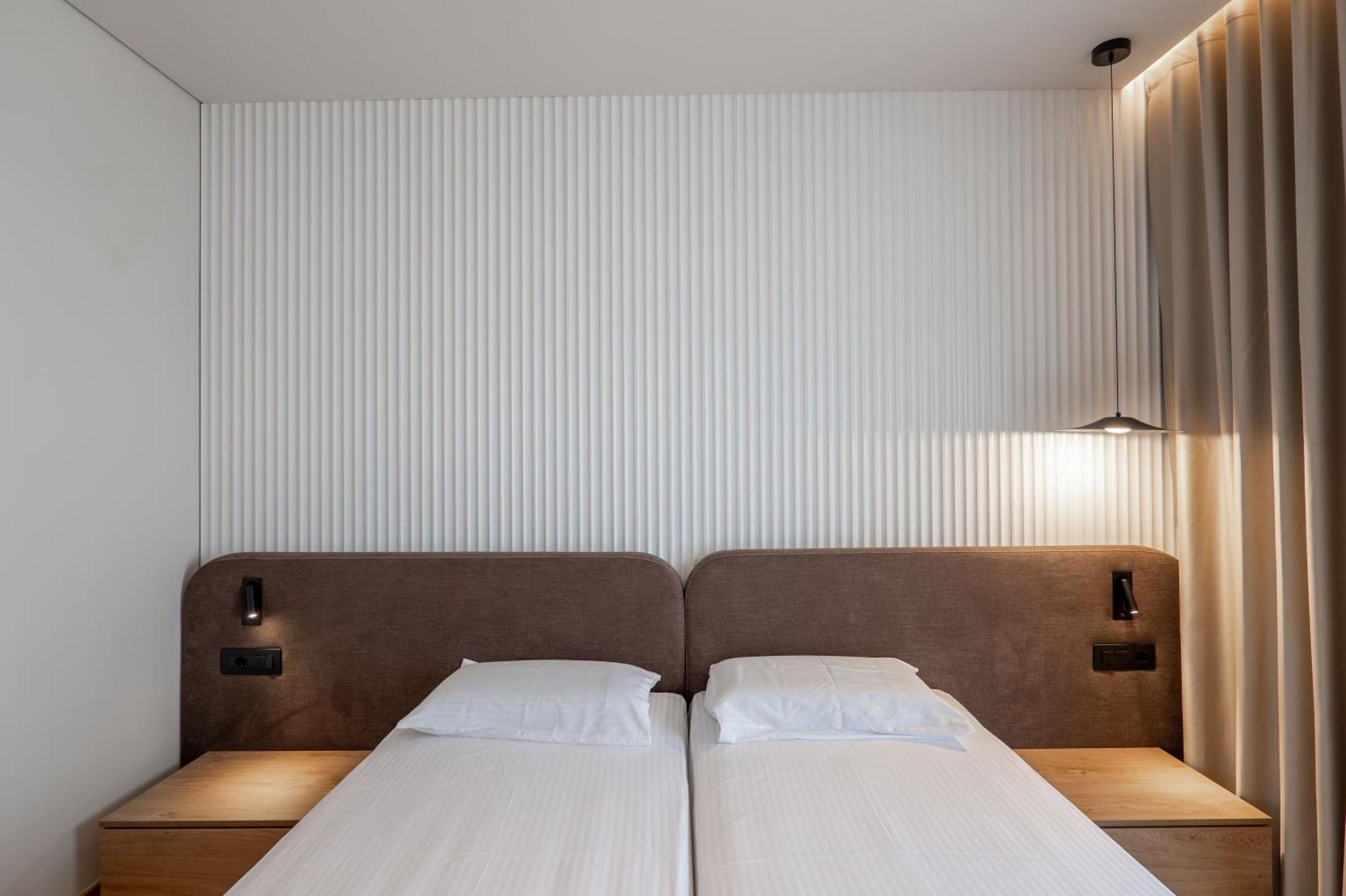 Kamara Rooms Sarande Exterior photo